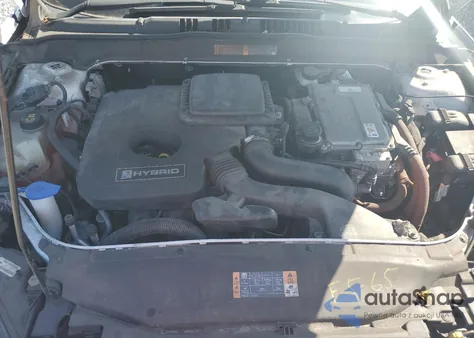 2015 Ford Fusion S Hybrid z USA, uszkodzony, nr VIN 3FA6P0UU3FR106217